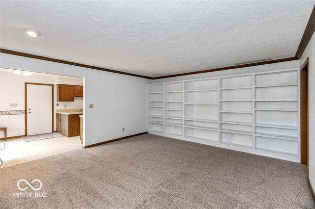 12751 Wembly Road Carmel, IN 46033 - Photo 9 of 21 Gallery Image 9