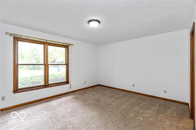 12751 Wembly Road Carmel, IN 46033 - Photo 10 of 21 Gallery Image 10