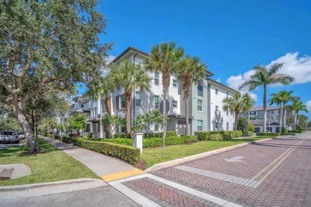 $4,985 | 4515 Main Street, Unit 1054, Jupiter, FL 33458