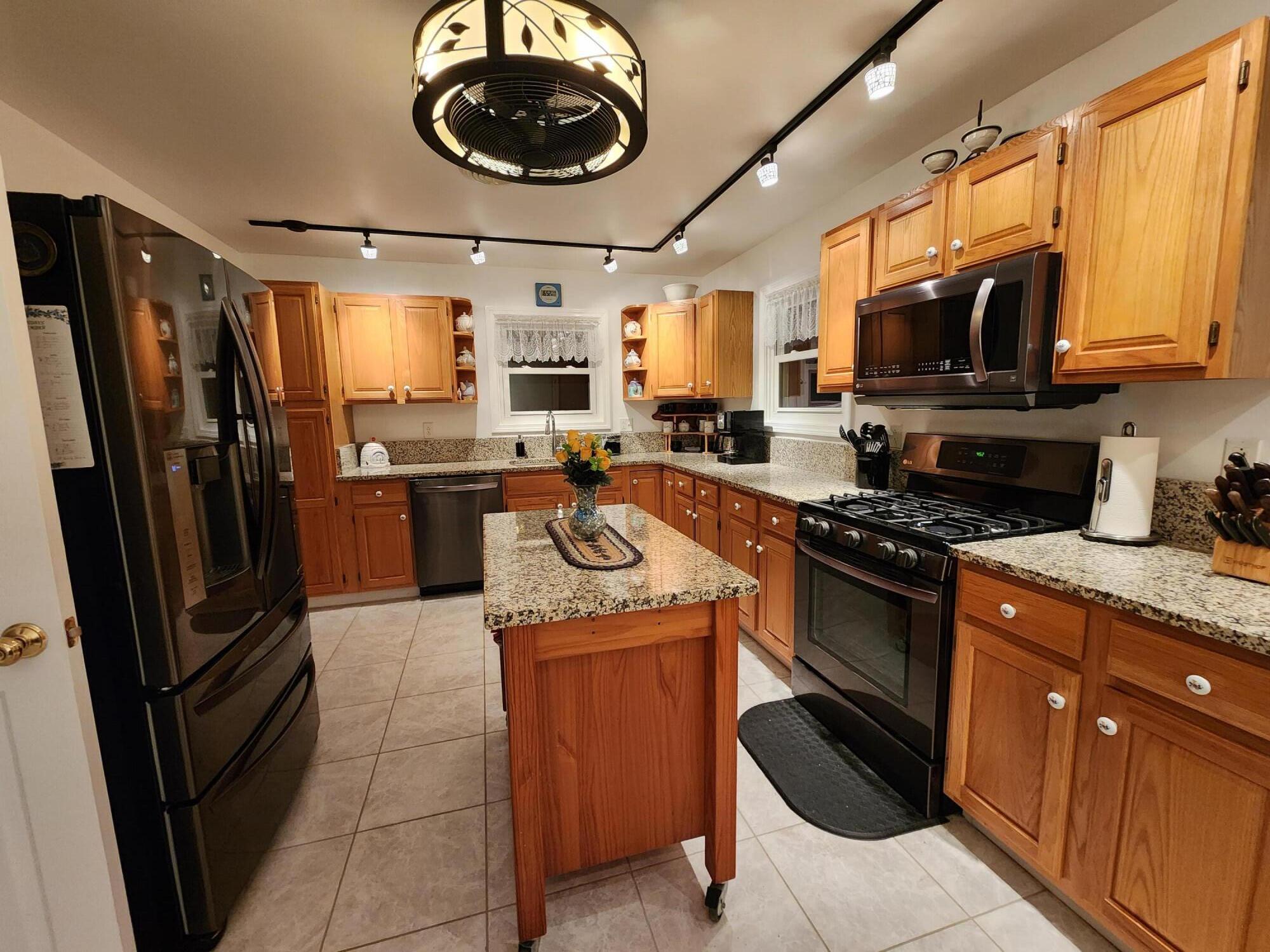 234 Baker Road Hampden, ME 04444 - Photo 8 of 68 Kitchen 02