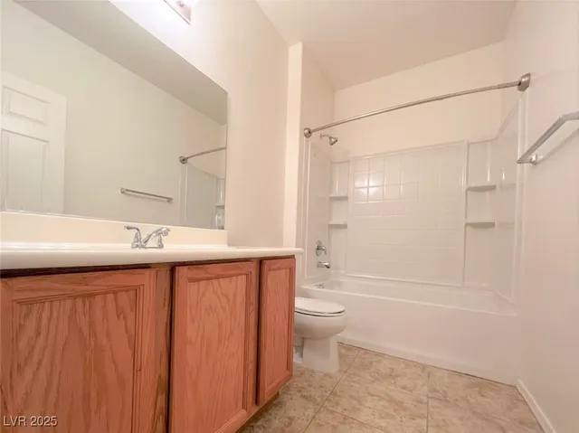 $1,590 | 6868 Sky Pointe Drive, Unit 2142, Las Vegas, NV 89131