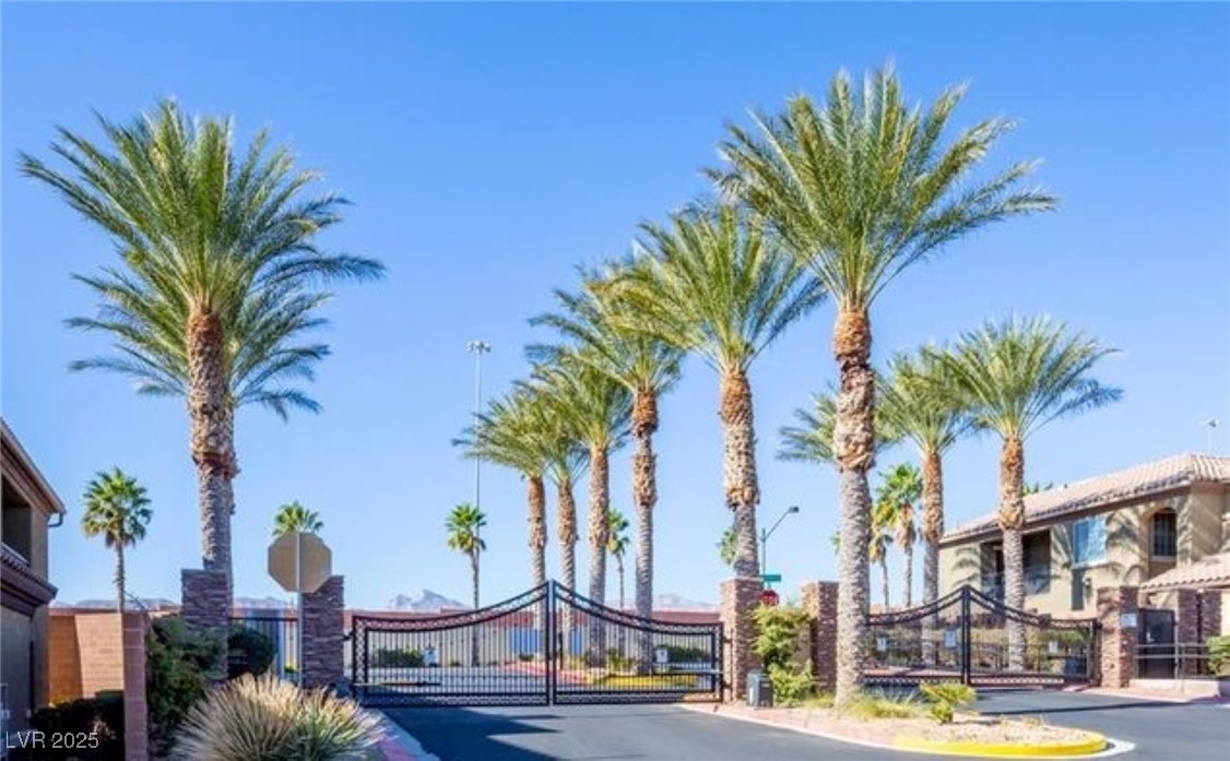 6868 Sky Pointe Drive, Unit 2142 Las Vegas, NV 89131 - Photo 18 of 24