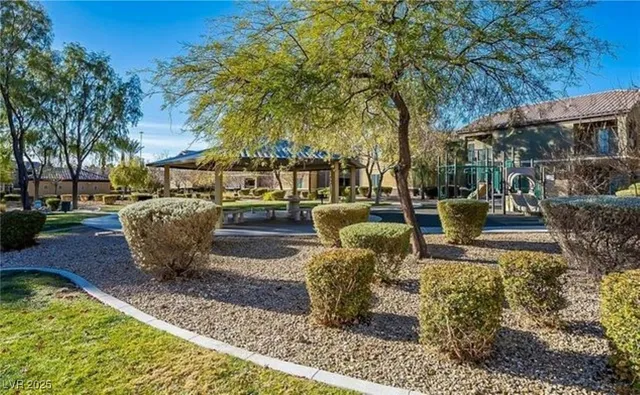 $1,590 | 6868 Sky Pointe Drive, Unit 2142, Las Vegas, NV 89131