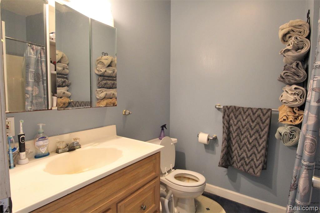 5125 Reynolds Road Marlette, MI 48453 - Photo 23 of 38