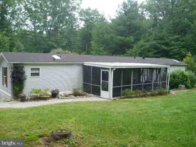 436 Pine Grove Road Gardners, PA 17324 - Photo 3 of 25 Gallery Image 3