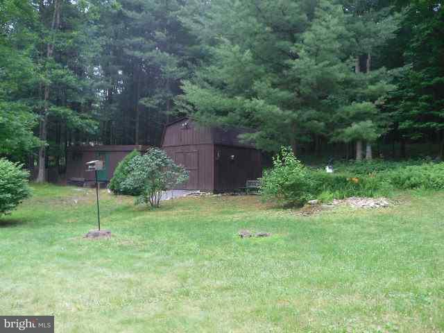 436 Pine Grove Road Gardners, PA 17324 - Photo 5 of 25 Gallery Image 5
