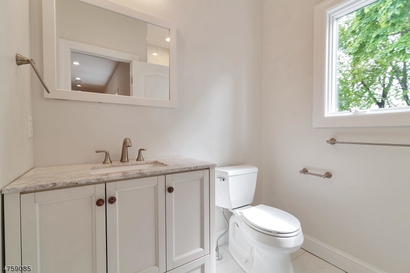 169 Passaic Street Hackensack, NJ 07601 - Photo 7 of 19