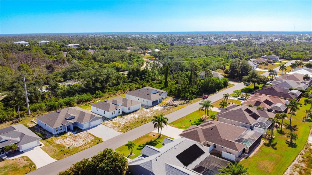 9040 Evelyn Road Englewood, FL 34224 - Photo 5 of 50