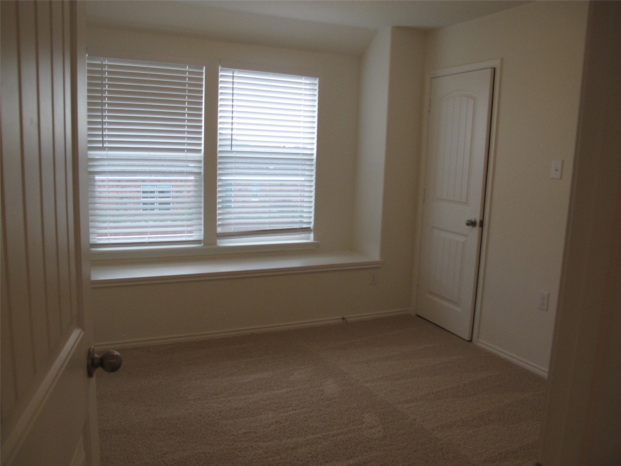 7820 Big Wind Way Austin, TX 78724 - Photo 31 of 37 a view of an empty room with a window