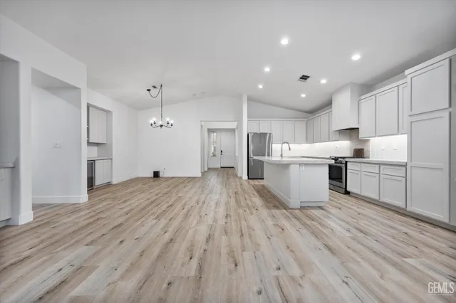 $470,000 | Undisclosed Address, Bakersfield, CA 93312