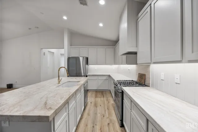 $470,000 | Undisclosed Address, Bakersfield, CA 93312