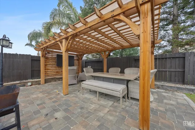 $470,000 | Undisclosed Address, Bakersfield, CA 93312