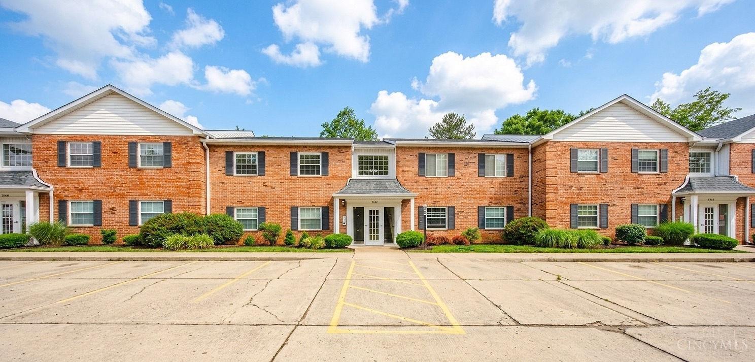 5368 Werk Road, Unit 27 Cincinnati, OH 45248 - Photo 1 of 47
