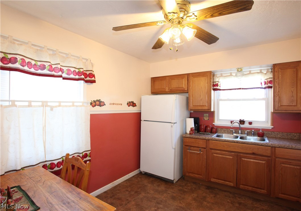3122 Ralph Avenue Cleveland, OH 44109 - Photo 8 of 23 Gallery Image 8