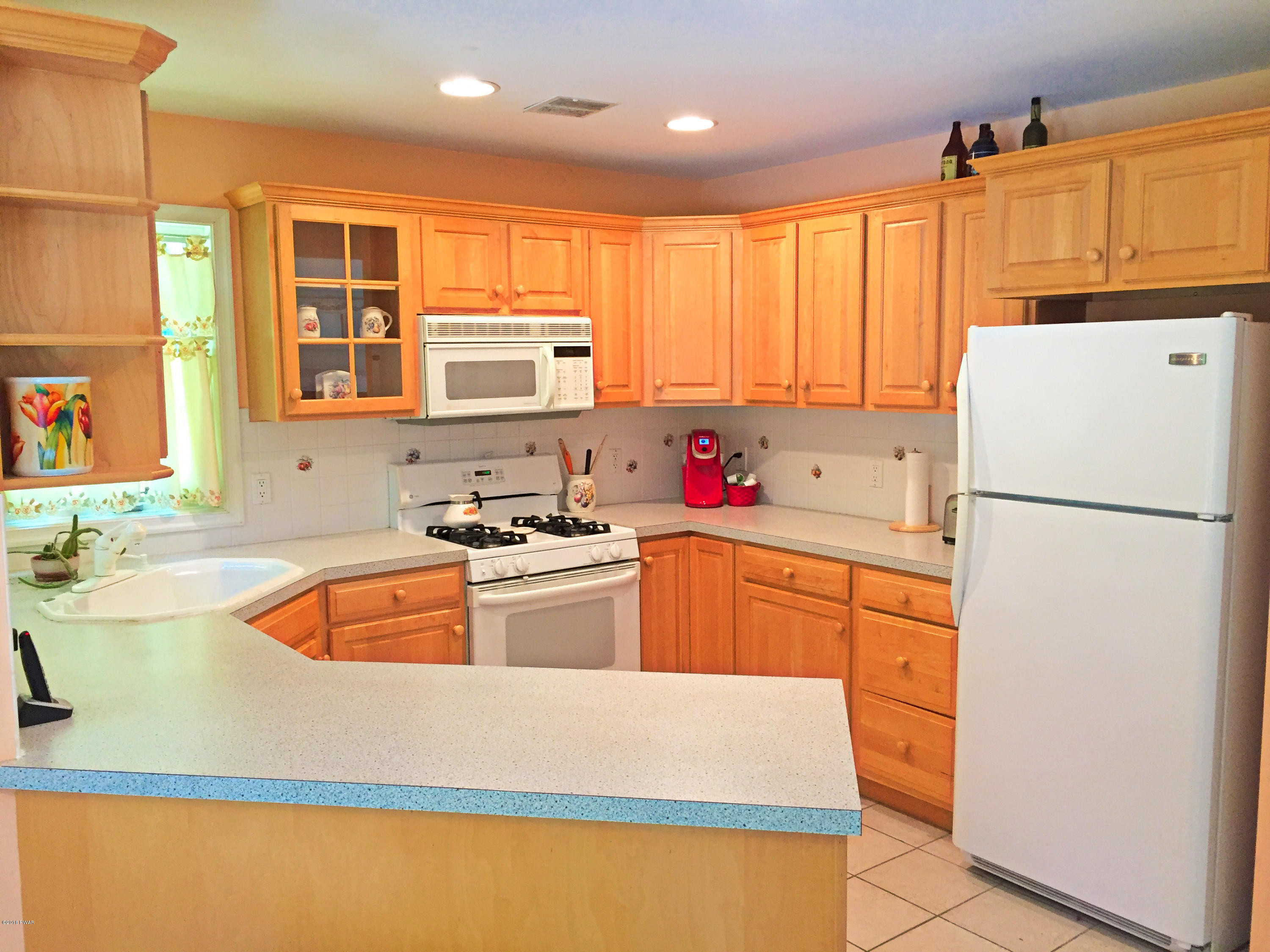 120 Stone Ridge Lane Milford, PA 18337 - Photo 3 of 33