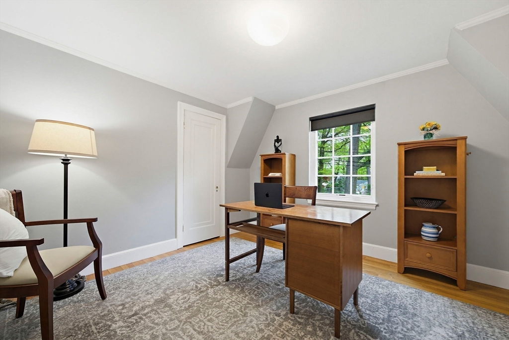 72 Beverly Road Brookline, MA 02467 - Photo 23 of 40
