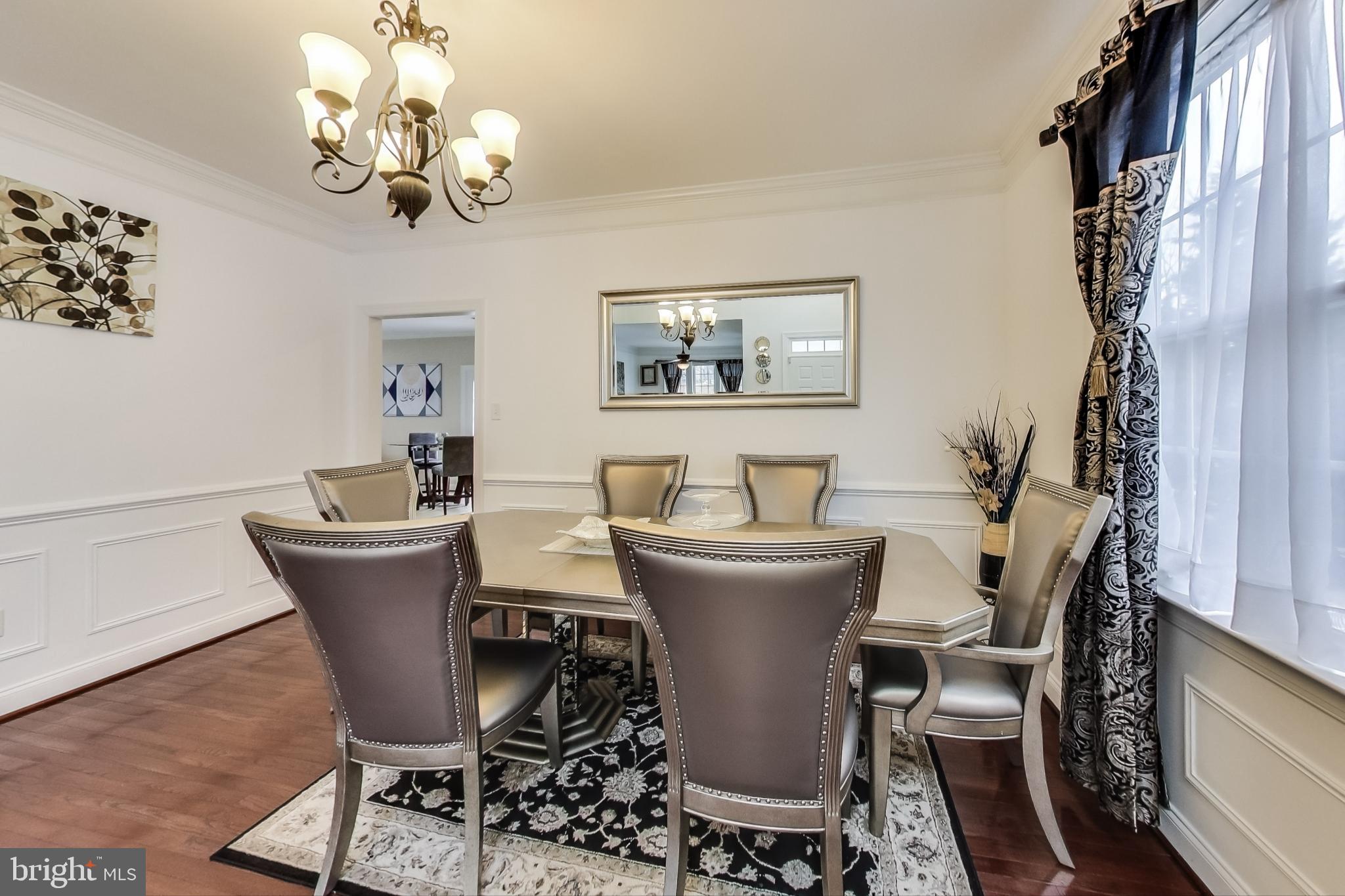 9092 Tiber Ridge Court Ellicott City, MD 21042 - Photo 8 of 52 Formal Dinning