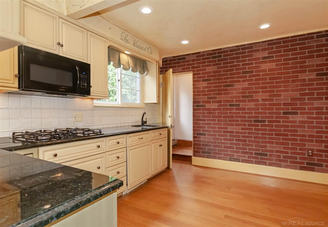 762 Bedford Road Grosse Pointe Park, MI 48230 - Photo 24 of 57