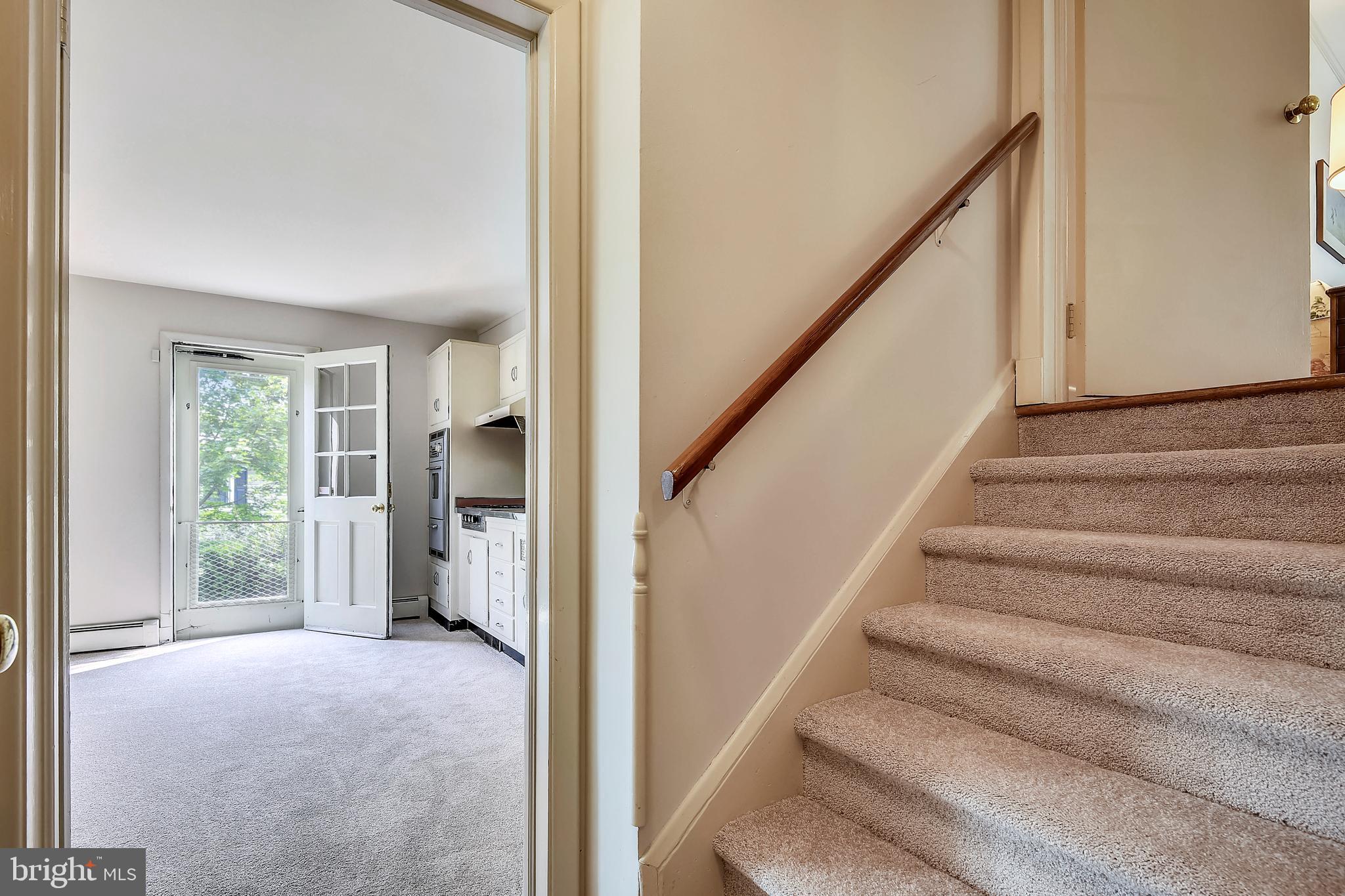 112 Croftley Road Lutherville-Timonium, MD 21093 - Photo 31 of 41 Stairs leading to lower level 1