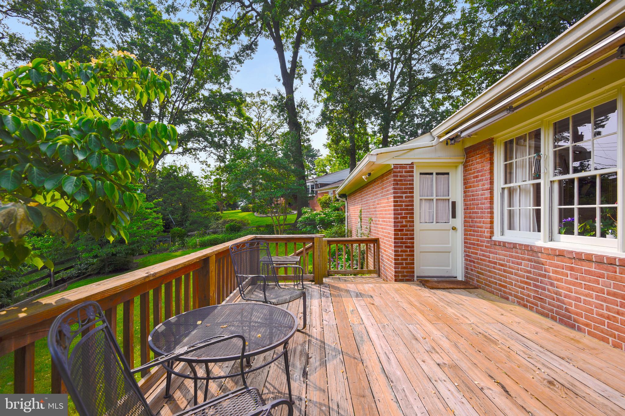 112 Croftley Road Lutherville-Timonium, MD 21093 - Photo 9 of 41 Wood deck off kitchen