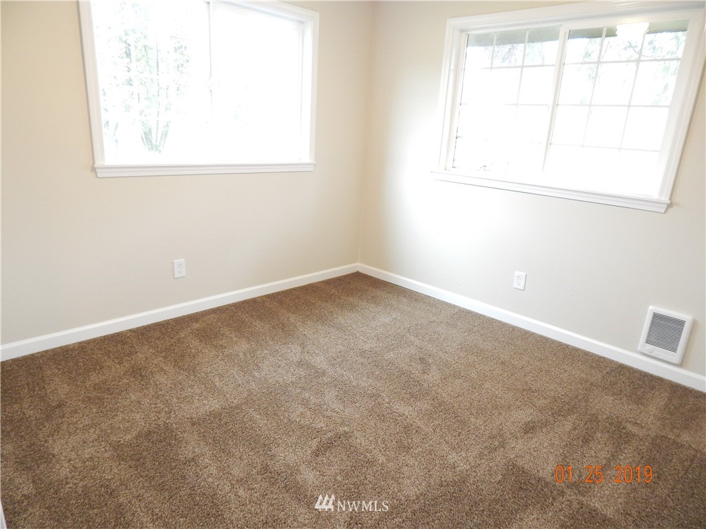 34025 Mann Road Sultan, WA 98294 - Photo 6 of 25