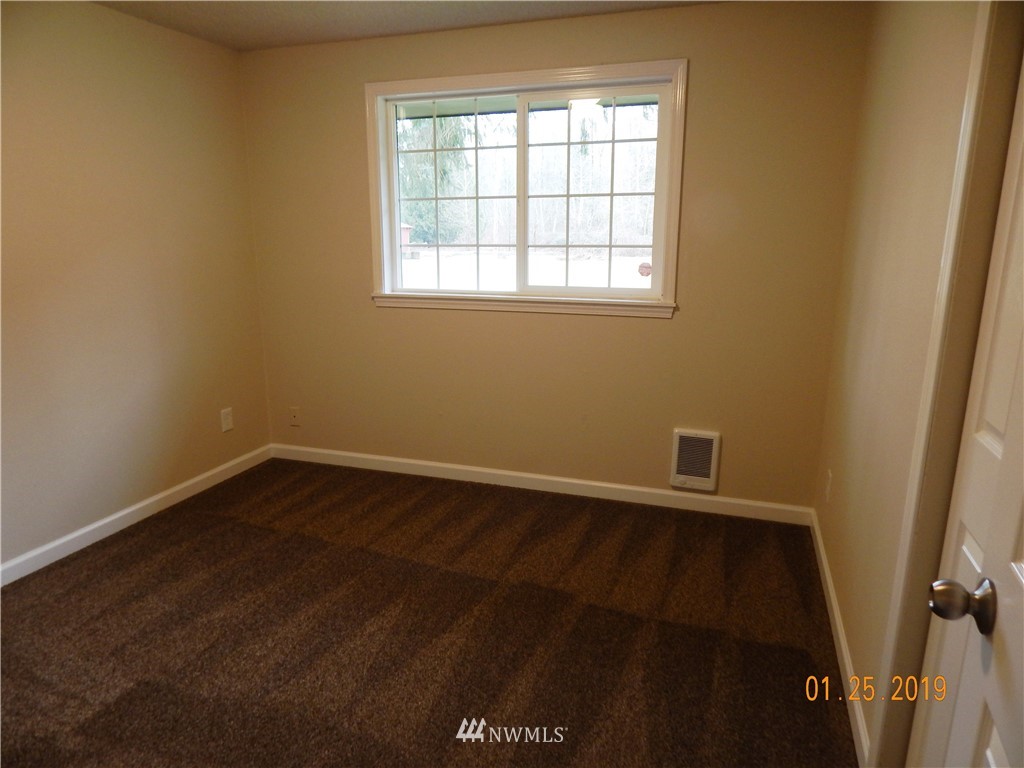 34025 Mann Road Sultan, WA 98294 - Photo 8 of 25