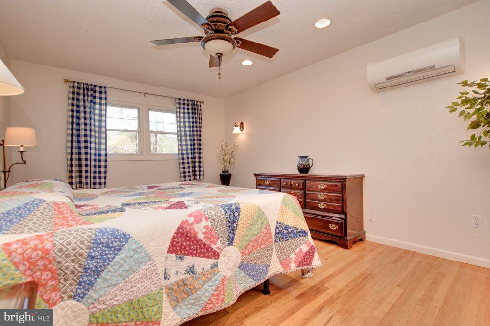 7045 Pine Road Harrisburg, PA 17112 - Photo 11 of 24 Gallery Image 11