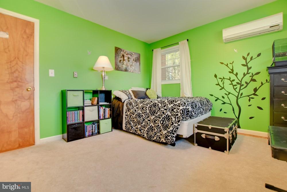 7045 Pine Road Harrisburg, PA 17112 - Photo 13 of 24 Gallery Image 13