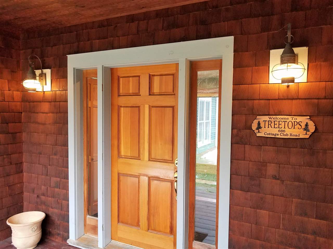686 Cottage Club Road Stowe, VT 05672 - Photo 7 of 40 Gallery Image 7