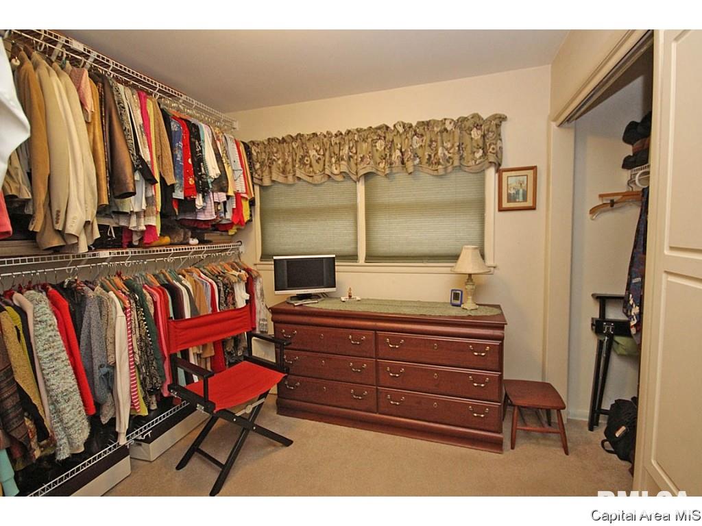 28 Arabian Spur Springfield, IL 62702 - Photo 18 of 36