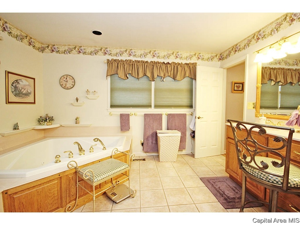 28 Arabian Spur Springfield, IL 62702 - Photo 27 of 36