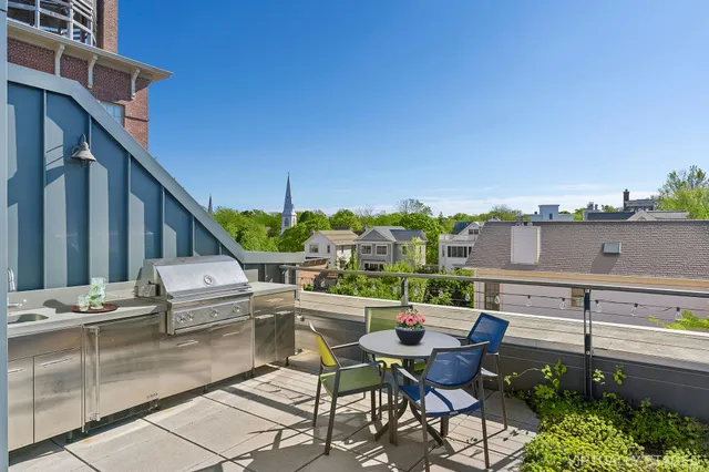 $5,995,000 | 15 Church Street, Unit PH320, Sag Harbor, NY 11963