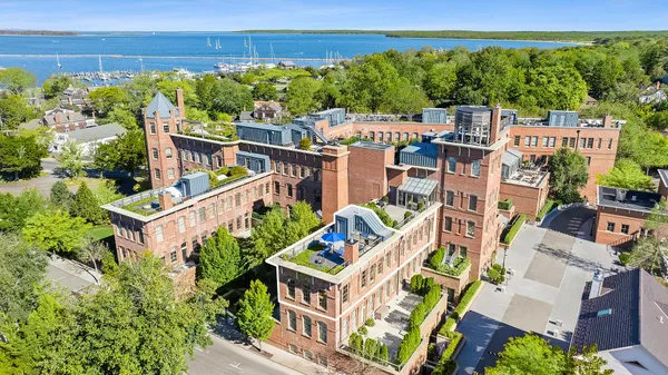$5,995,000 | 15 Church Street, Unit PH320, Sag Harbor, NY 11963
