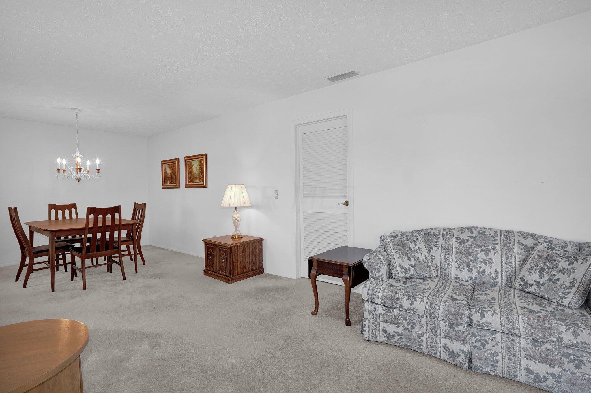 739 Birmingham Road Westerville, OH 43081 - Photo 3 of 27 3-web-or-mls-739-birmingham-rd