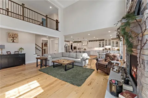$1,090,000 | 125 Abigail Drive, Mars, PA 16046