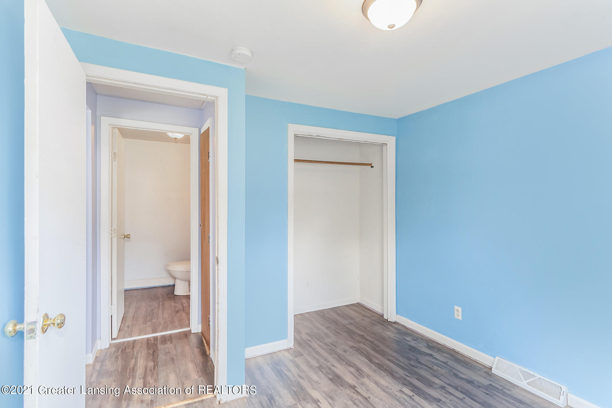 1345 Bennett Road Lansing, MI 48906 - Photo 8 of 23 5