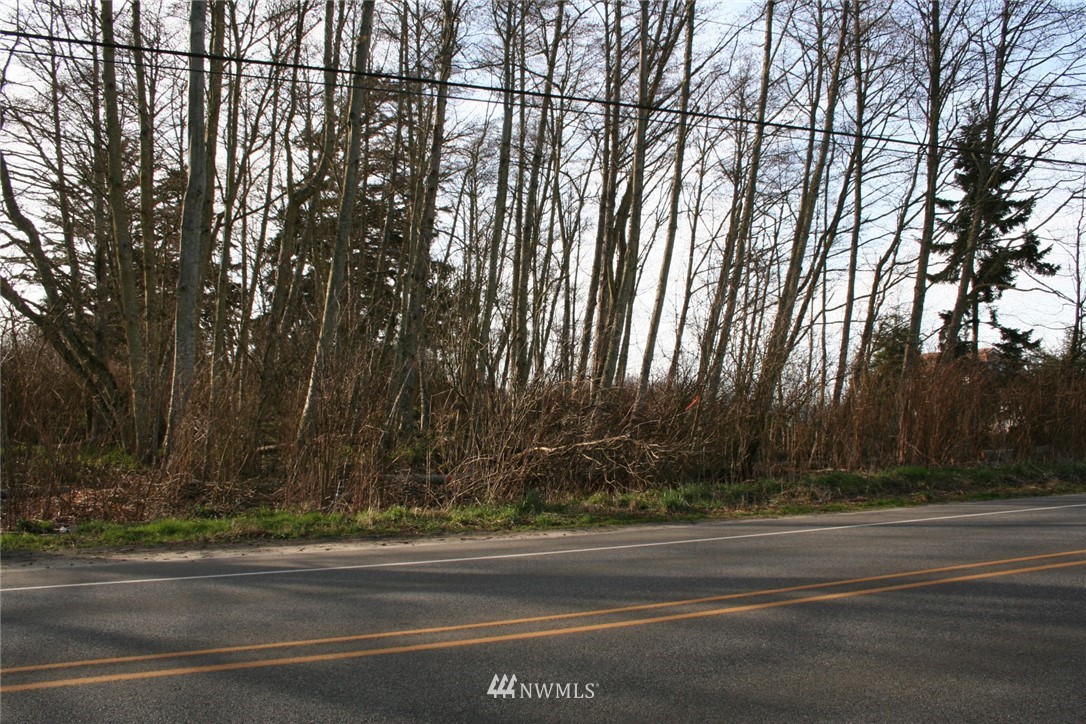 2152 West Beach Road Oak Harbor, WA 98277 - Photo 3 of 7 Gallery Image 3