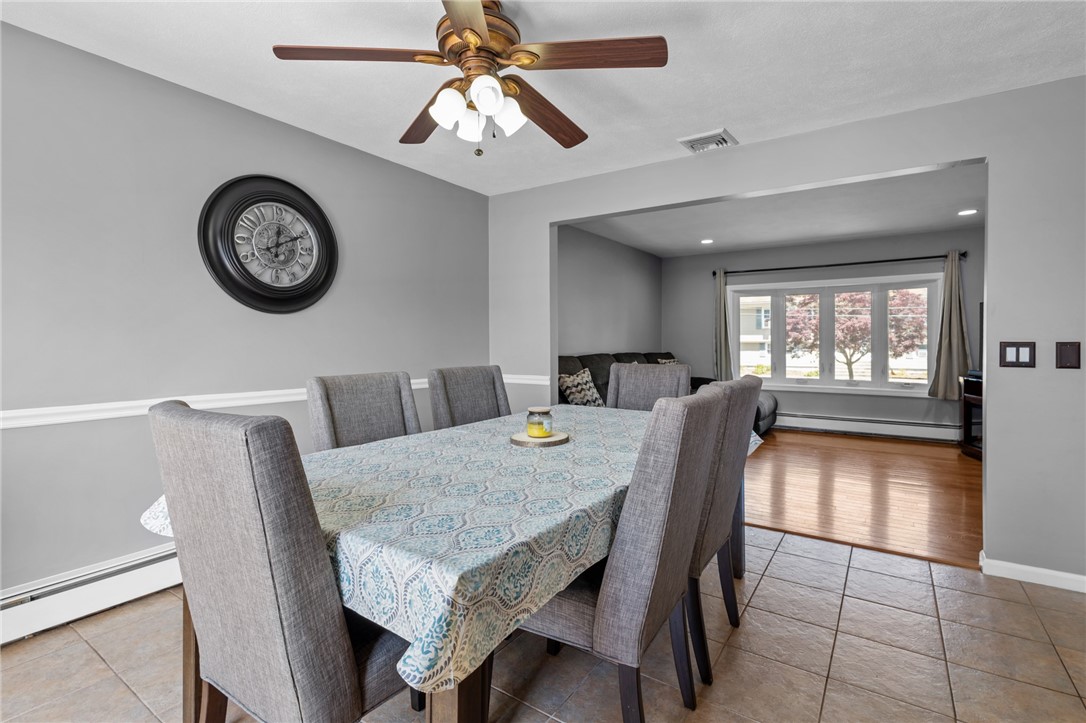 38 Bateman Avenue Cranston, RI 02920 - Photo 8 of 41