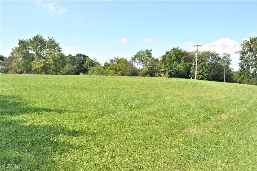 200 Culler Road Weirton, WV 26062 - Photo 2 of 3 Gallery Image 2