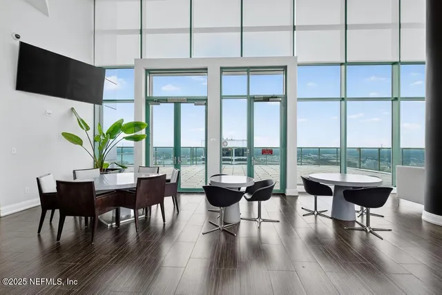 $599,900 | 1431 Riverplace Boulevard, Unit 2501, Jacksonville, FL 32207