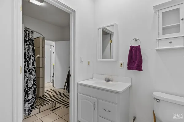 $639,900 | Undisclosed Address, Taft, CA 93268