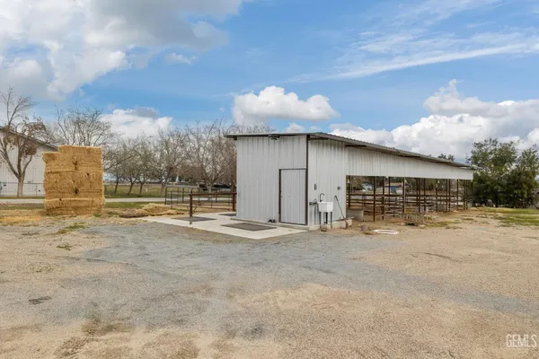 $639,900 | Undisclosed Address, Taft, CA 93268