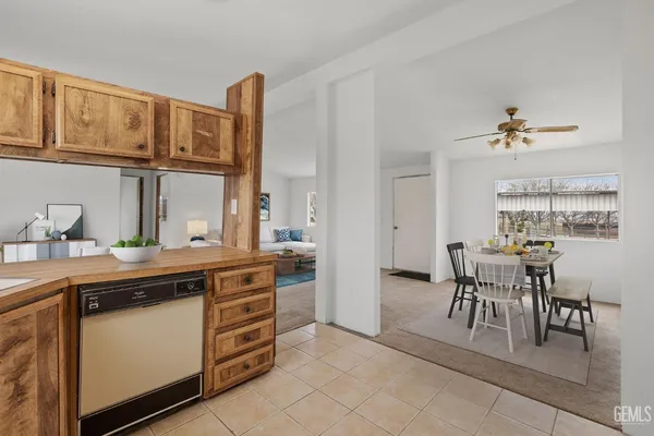 $639,900 | Undisclosed Address, Taft, CA 93268