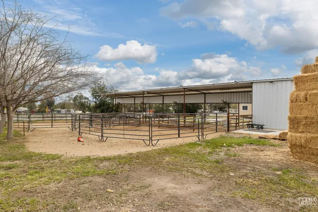 $639,900 | Undisclosed Address, Taft, CA 93268