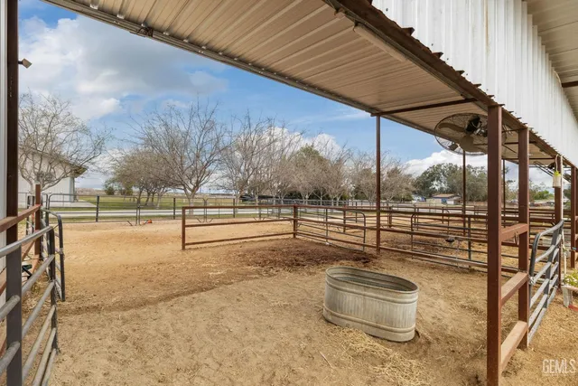 $639,900 | Undisclosed Address, Taft, CA 93268