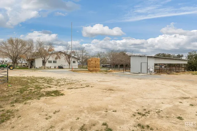 $639,900 | Undisclosed Address, Taft, CA 93268