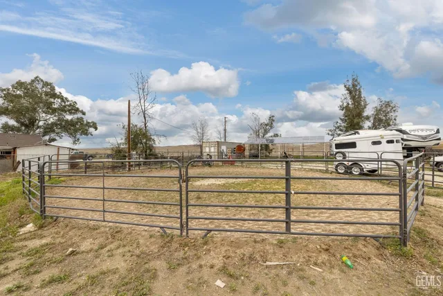 $639,900 | Undisclosed Address, Taft, CA 93268