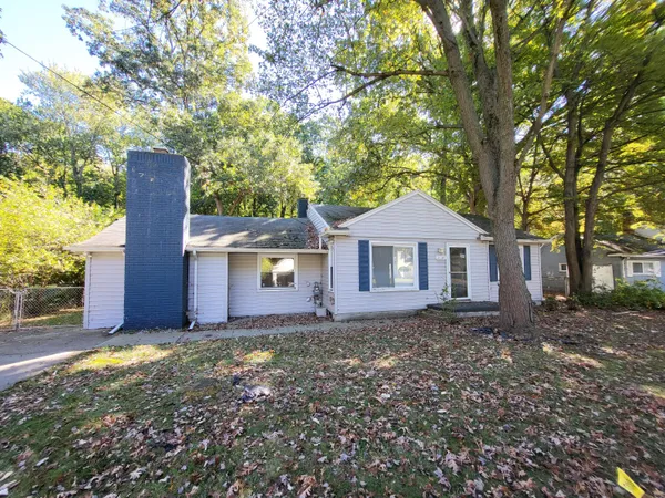 $180,000 | 21145 Frazer Avenue, Southfield, MI 48075