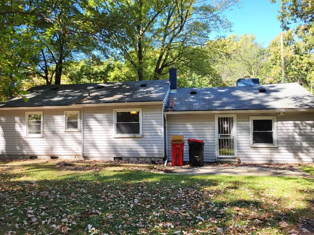 $185,000 | 21145 Frazer Avenue, Southfield, MI 48075