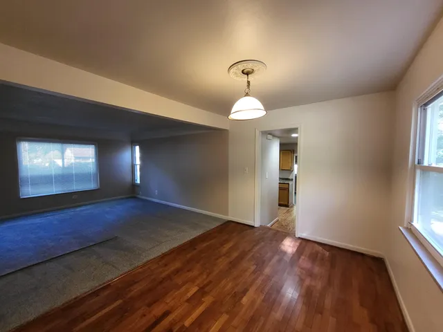 $185,000 | 21145 Frazer Avenue, Southfield, MI 48075